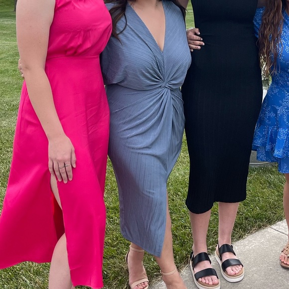 V neck, twist front midi dress - Picture 3 of 4